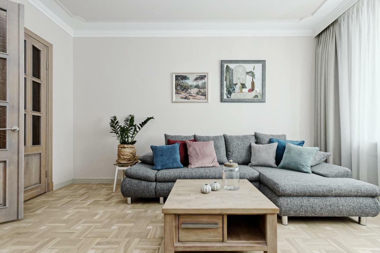 Ausekla Deluxe Apartment Riga Ngoại thất bức ảnh