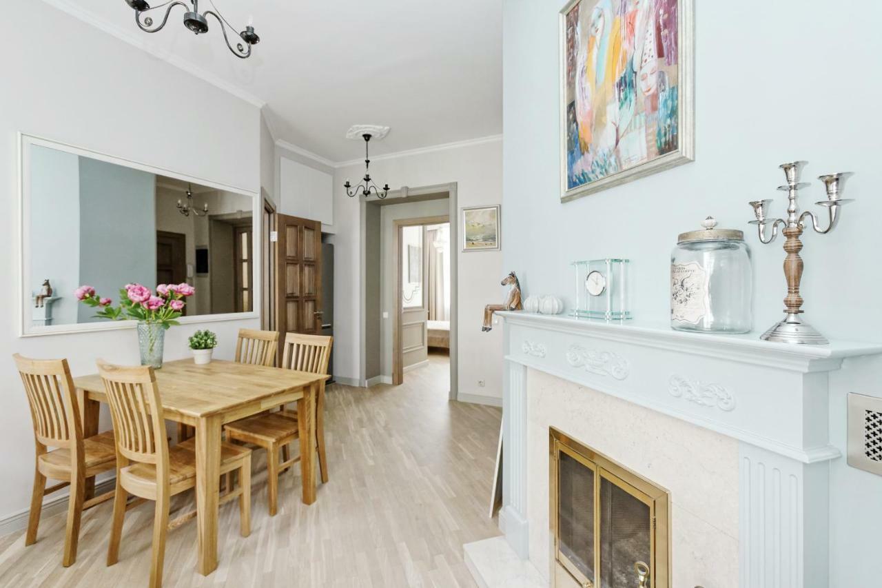 Ausekla Deluxe Apartment Riga Ngoại thất bức ảnh
